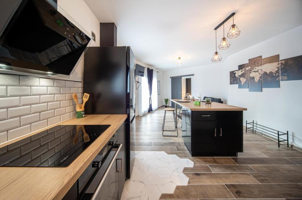 Beautifulhome Appartement Avec Balcon - Centre Ville Chalon-sur-Saone Bagian luar foto